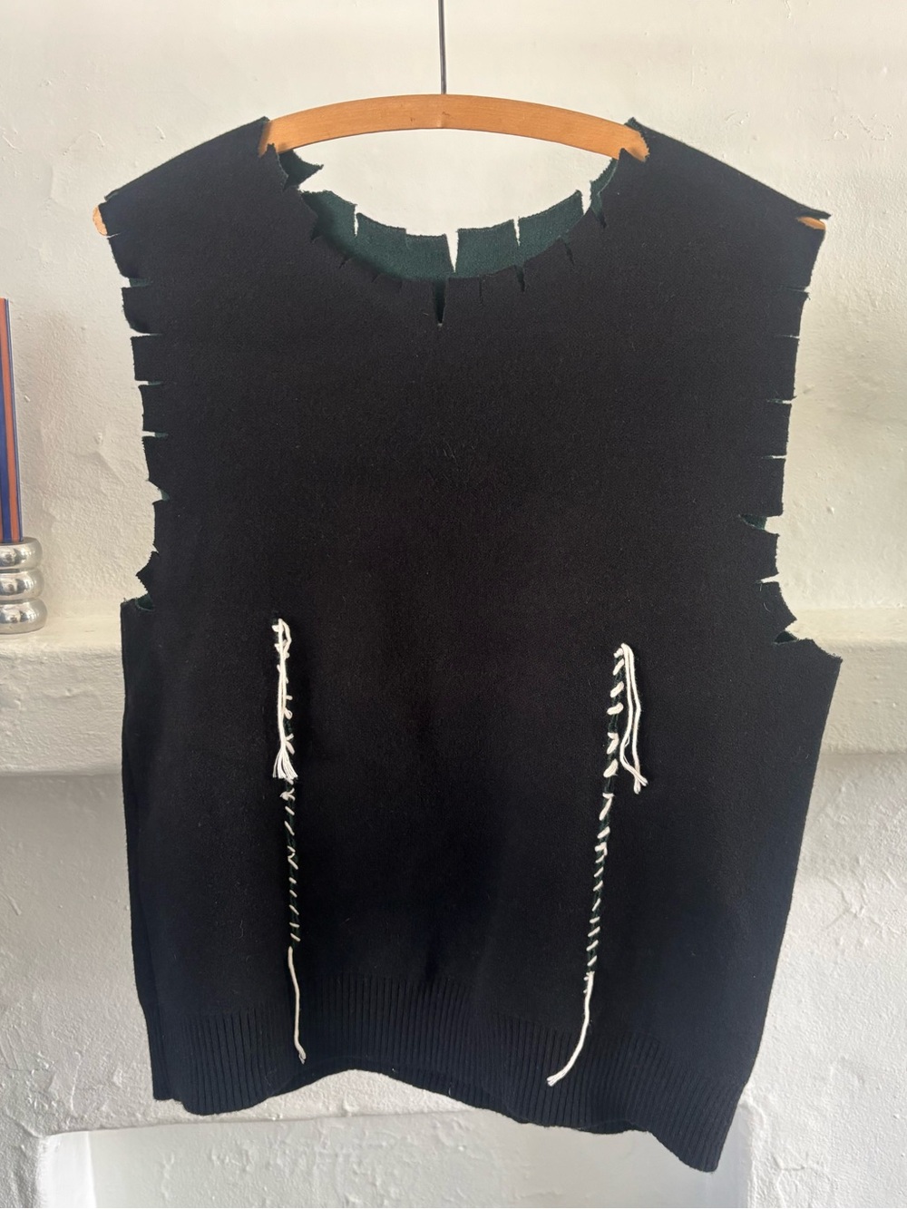 Maison Margiela black gauge sweater vest Lg NWT